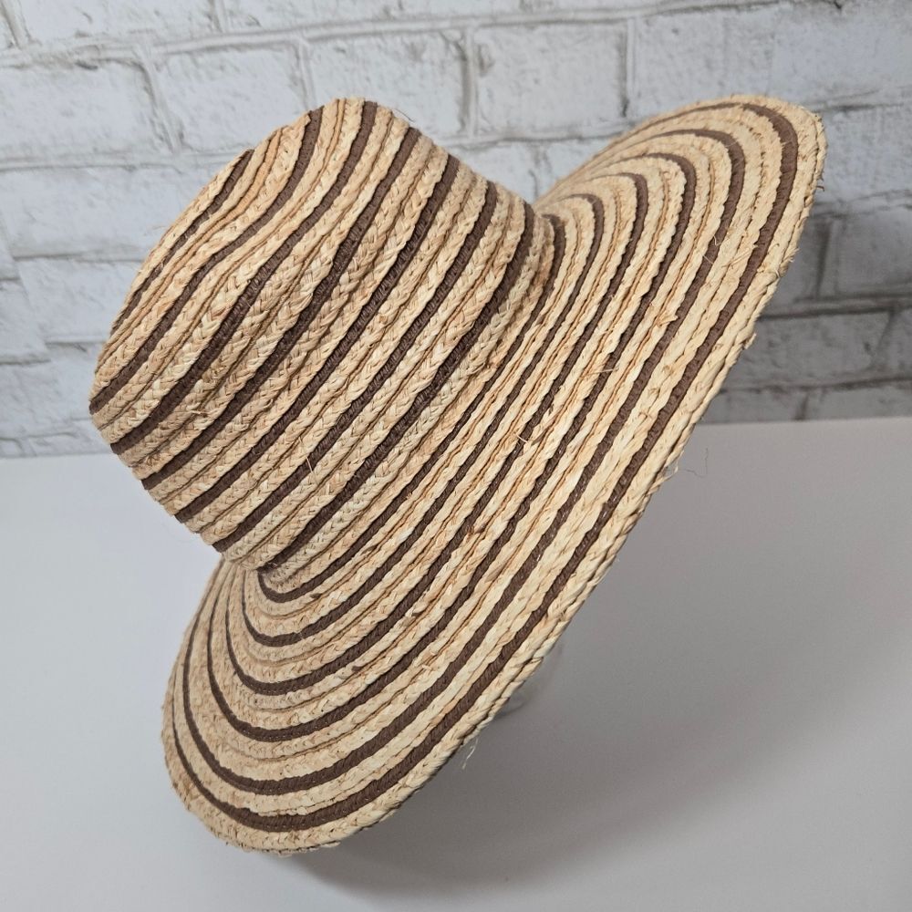 Universal Thread Striped Straw Sun Visor Hat in Natural and Brown